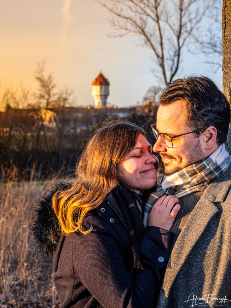 Verlobungsfotos Wiener Neustadt im Akademiepark