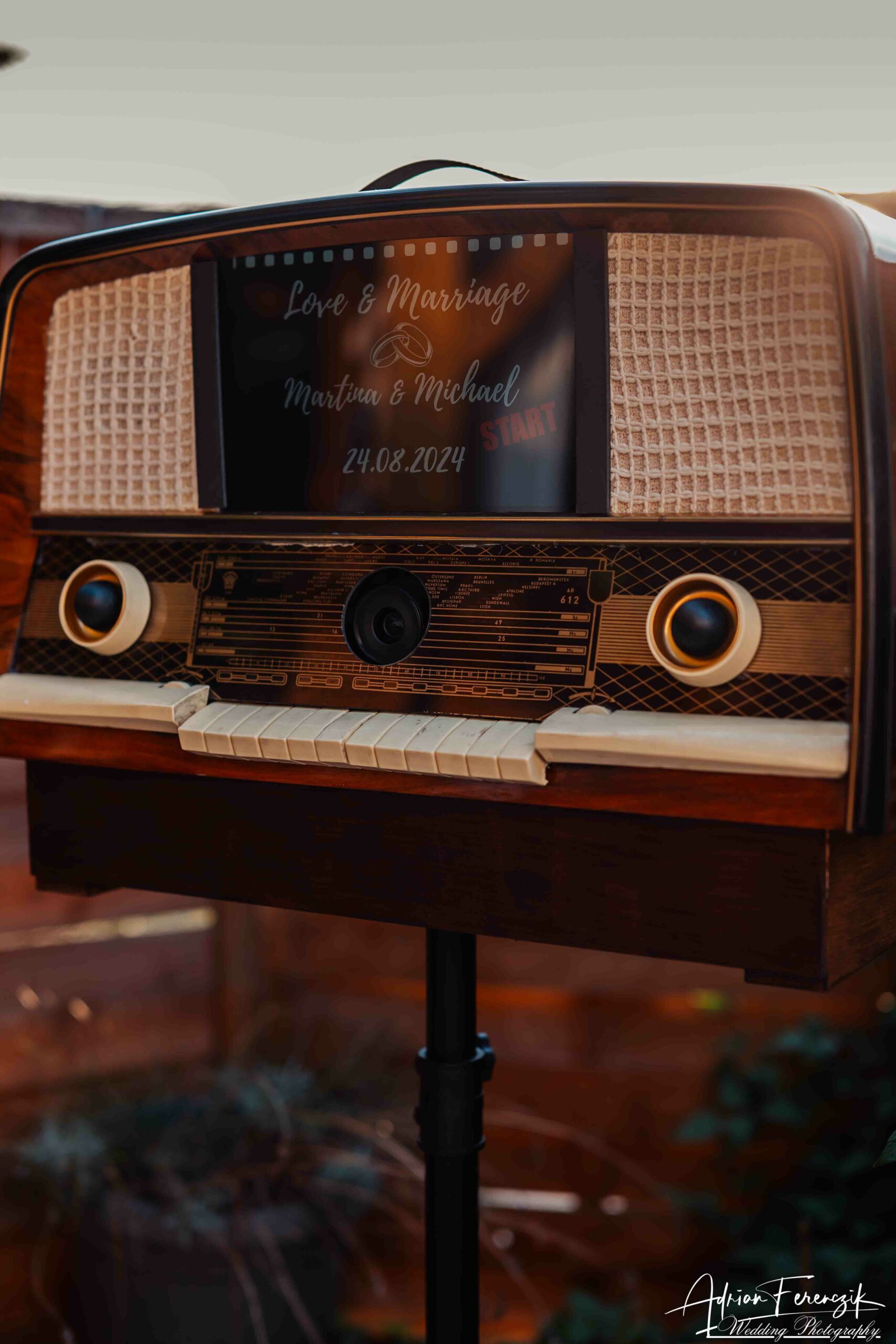 Retro Fotobox Hochzeiten Premium Fotobox Röhrenradio-4